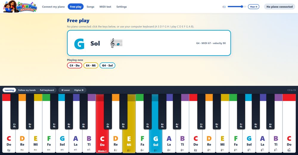 Free play: three keys pressed on the piano, each shown with its color, name and place on the staff
